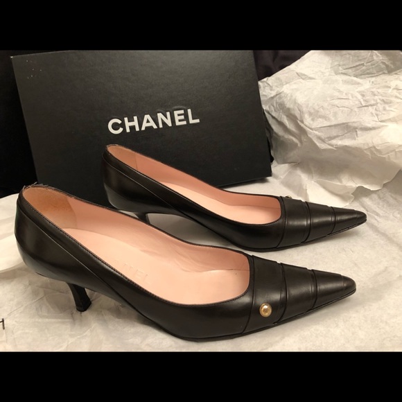 Chanel kitten heels 35.5 with box, extra caps - Picture 6 of 14